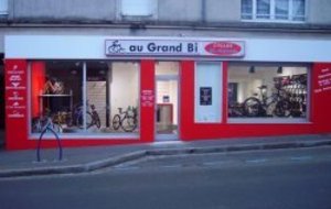 OUVERTURE DU MAGASIN AU GRAND BI A MAYENNE