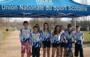 LES ELEVES DE LA SSD CYCLISME CHAMPIONS D'ACADEMIE