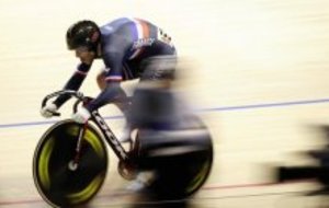 FRANCOIS PERVIS POUR UN 1ER TITRE MONDIAL