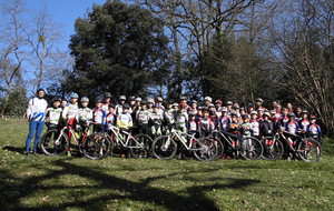 50 JEUNES VETETISTES AU STAGE 53 VTT