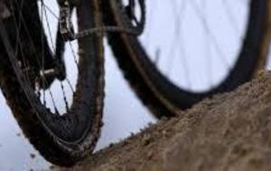CHPT DE LA MAYENNE DE CYCLO-CROSS A AZE