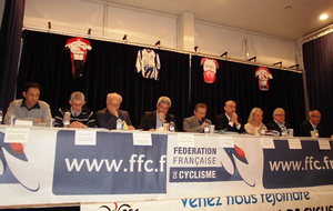 RAPPORT DU PRESIDENT DU COMITE CYCLISME 53 ALAIN LECRECQ +PHOTOS