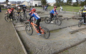 19 TRIALISTES AU STAGE 53 A EVRON