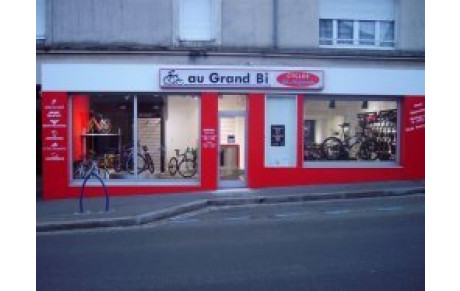 OUVERTURE DU MAGASIN AU GRAND BI A MAYENNE