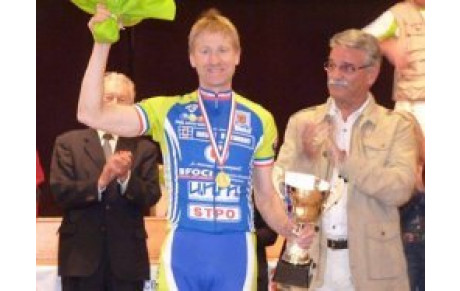 STEPHANE BAHIER EN GRANDE FORME