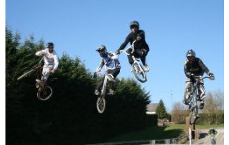 STAGE 53 DE BMX A ARGENTRE