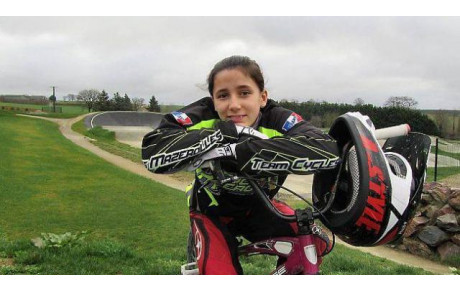 Chloé BREHIN UNE FORCE TRANQUILLE DU BMX