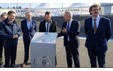 INAUGURATION VELODROME ESPACE MAYENNE François PERVIS